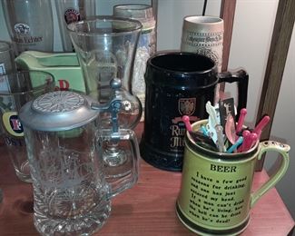 Beer Steins, Mugs, & Advertising Glassese
