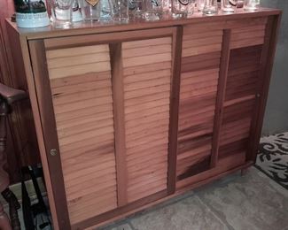 Cabinet W/ Sliding Doors
