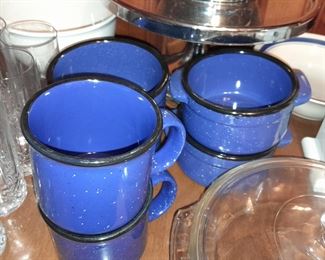 Blue Speckled Mug Set
