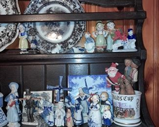 Beautiful Delft Blue Holland & Miniature Wall Shelf Display

