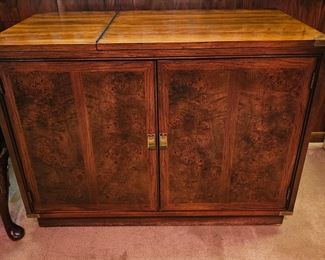  McM-Hickory Manufacturing Co Serving Cabinet/Bar-Storage China  or Liquor