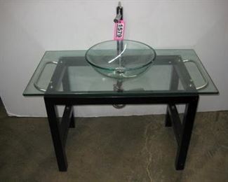 Lot - 1579
single sink vanity (43" x 22" x 43 ")
SKU# : 478044