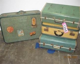 Lot - 1344
lot - luggage (American Tourist, Samsonite, F.H. White Co.)
SKU# : 477809