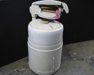 Lot - 1224
1950s washing machine ( 23" x 23" x 33")
SKU# : 477689