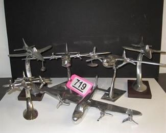 Lot - 719
lot- chrome model planes
SKU# : 477184