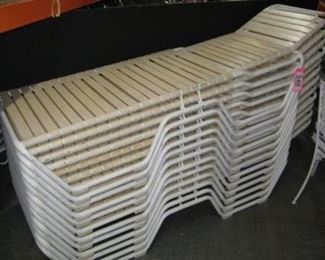 Lot - 540
lot- lounge chairs (78" x 25" x 14")
SKU# : 477005