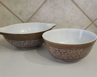 Vintage Pyrex Woodland Brown