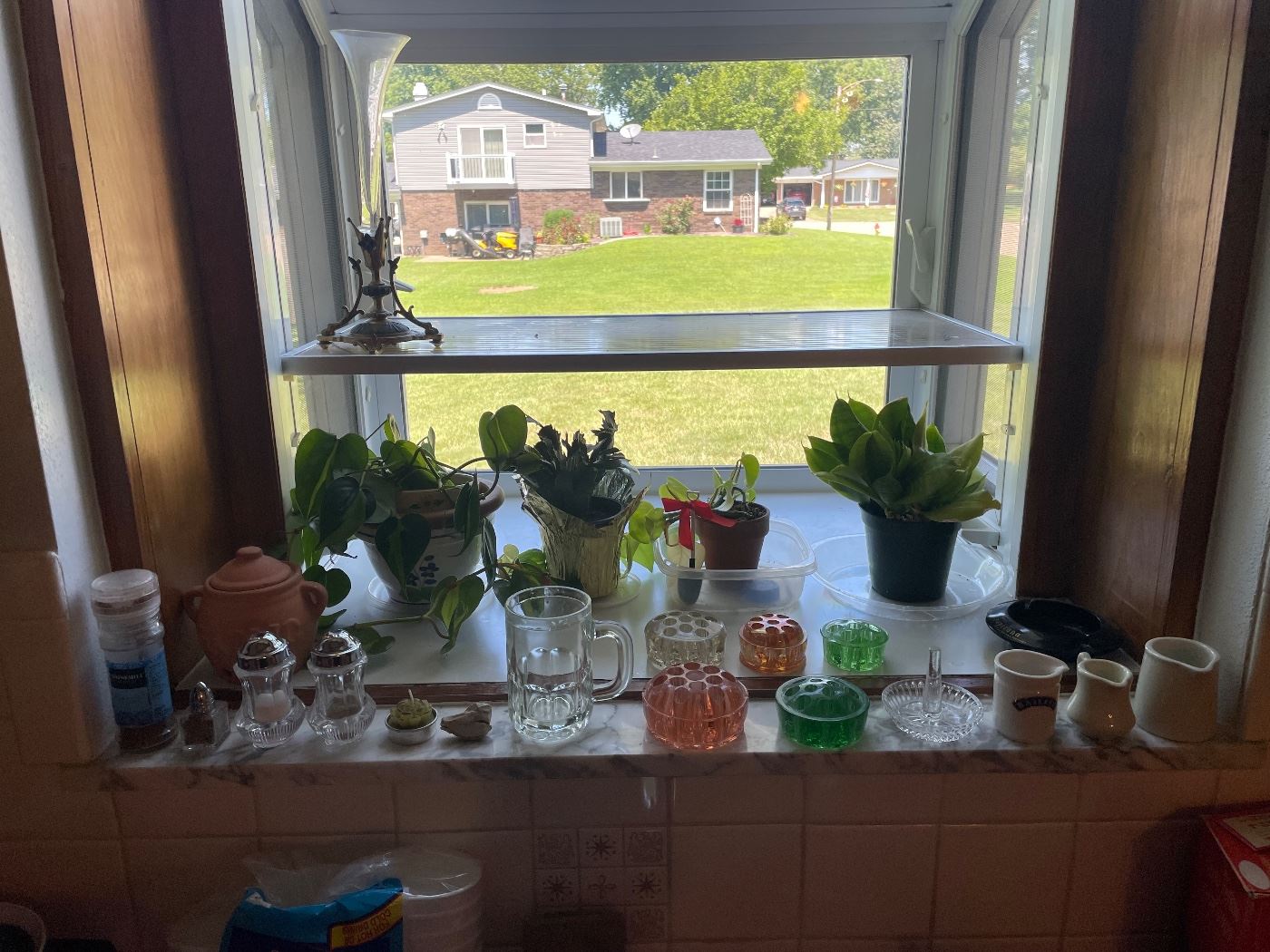 Estate Sale Full House & Garage in Belleville, IL starts on 8/18/2023