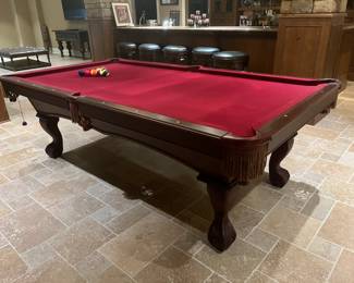 Olhausen 8' pool table