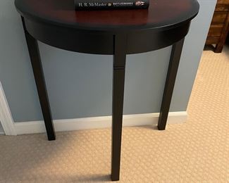 1/2 round console/entryway table