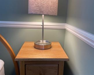 Oak nightstands - matched set of 2 available, and 2 lamps 