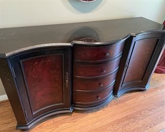 Sideboard with 2 cabinets and 4 drawers - excellent condition