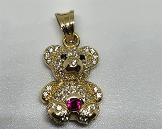 14k teddy bear pendent