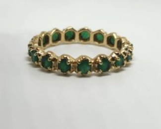 14k 1.36 carat emerald eternity band Size 7