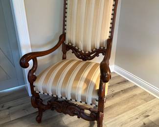 BUY IT NOW: $200 Antique Victorian Armchair