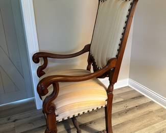 BUY IT NOW: $200 Antique Victorian Armchair