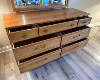 BUY IT NOW: $450 VTG MCM Maple Dresser + Mirror by Kling Furniture 