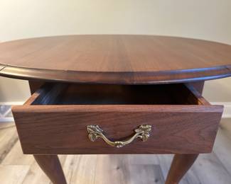 BUY IT NOW: $80 Vintage Drop Leaf Side Table by Amana (2 Available)