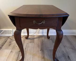 BUY IT NOW: $80 Vintage Drop Leaf Side Table by Amana (2 Available)