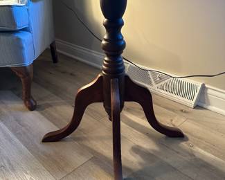 BUY IT NOW: $120 Antique Round Side Table by Amana