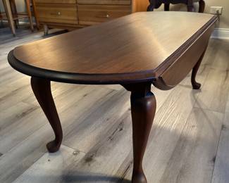 BUY IT NOW: $150 Antique Queen Anne Drop Leaf Coffee Table by Amana