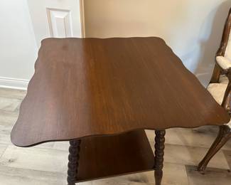 BUY IT NOW: $120 Antique Oak Parlor Table by Amana 