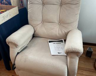 Mega Motion Lift Chair