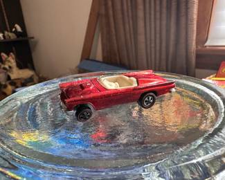 Sold. Buy it now! $25 1968 Classic ‘57 Bird U.S. red rose w/white interior 