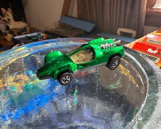 Buy it now!$36 1969 Mantis, U.S., shiny green, tan interior 