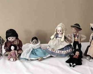 Dolls From Different Countries