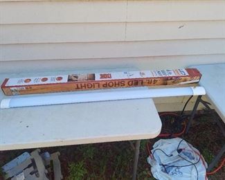 (2) 4 ft LED shop light