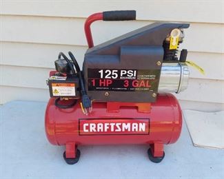 Craftsman air Compressor 1 HP 3GAL