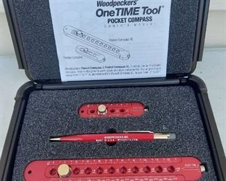 Woodpeckers pocket compass