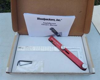 Woodpeckers angle square