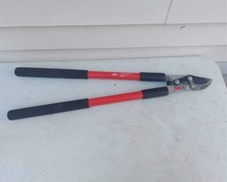 Compound bypass lopping shears