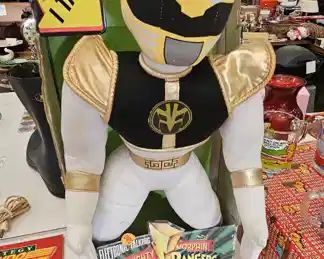 POWER RANGERS DOLL/FIGURE