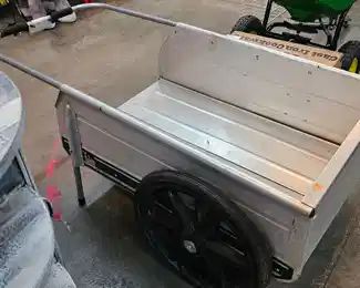 FOLDING METAL GARDEN CART