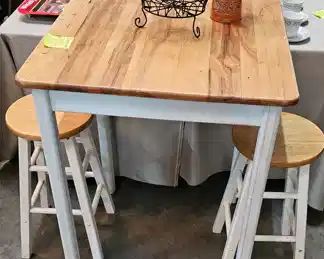 TABLE AND CHAIRS