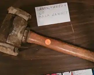 GREEN, TWEED & CO. BASA HAMMER