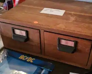 WOODEN INDEX CARD BOX