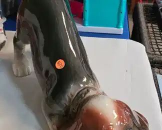 CERAMIC BASSETT HOUSE DECOR