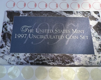 1997 Mint Uncirculated Coin Set