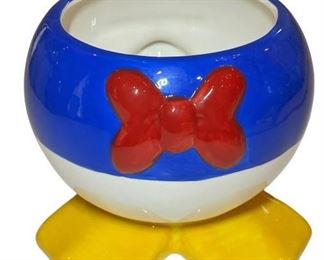 Donald Duck Planter