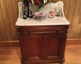 Beautiful Victorian Walnut washstand with white Italian marble. notice tear drop drawer pulls!