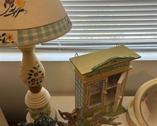 There are so many delightful things to see in this sale.