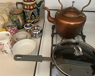 There's also lots of kitchenalia.