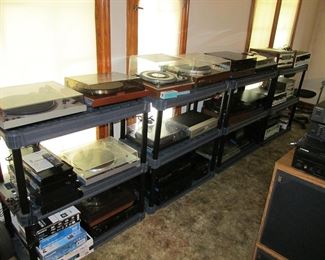 Many turntables