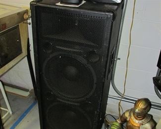 Kustom KPC 215 speakers