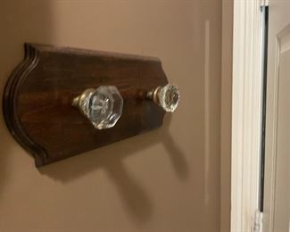 . . . another set of glass door knobs