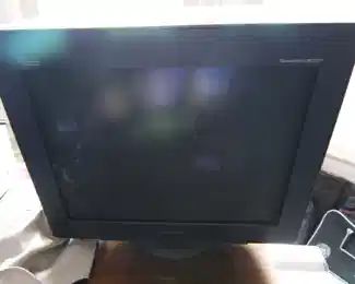 Mitsubishi Diamond Pro 2070sb Monitor.